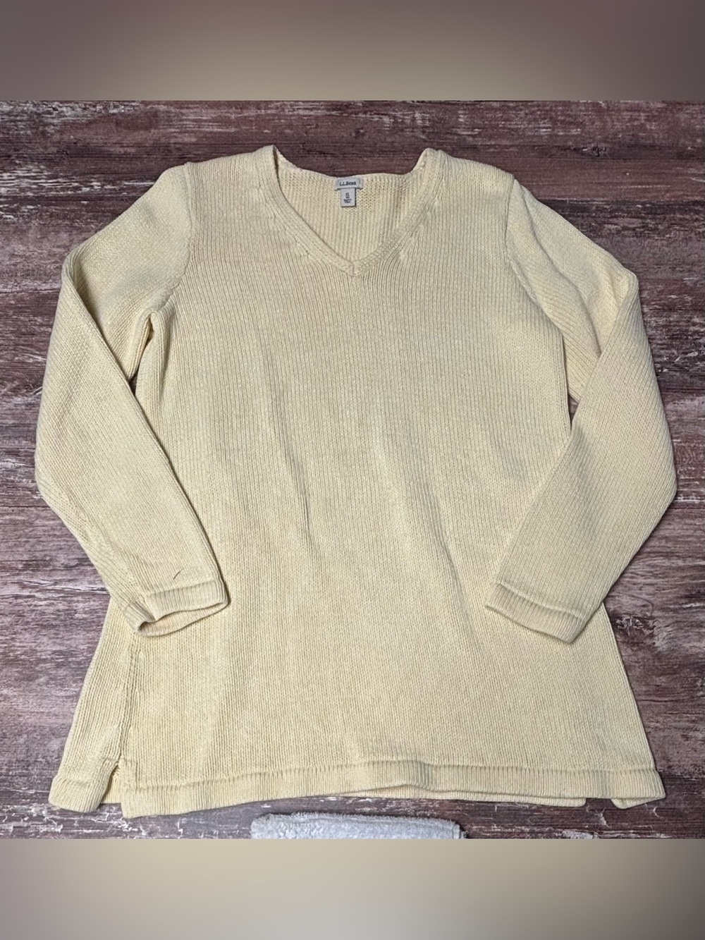L.L. Bean VGUC Butter Yellow VNeck Knit Sweater Oversized Cotton Cozy Grandma XL